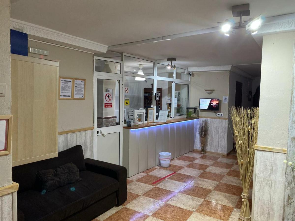Hotel Virgen del Rocio II Torremolinos Exterior foto